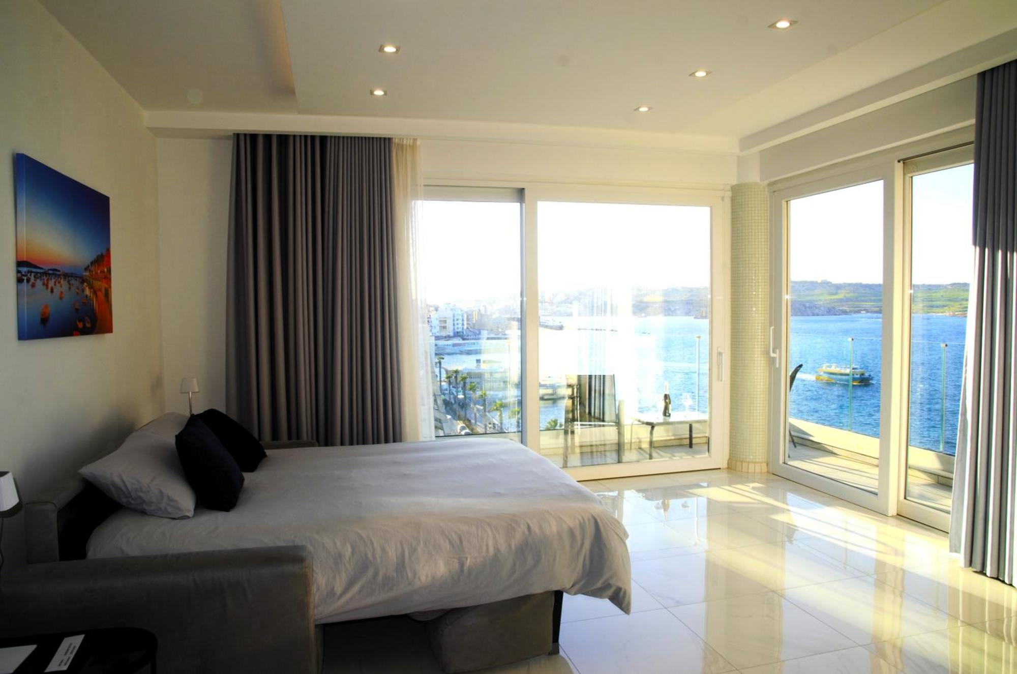 New Seafront Apartment - Spectacular Views San Pawl il-Baħar Kültér fotó