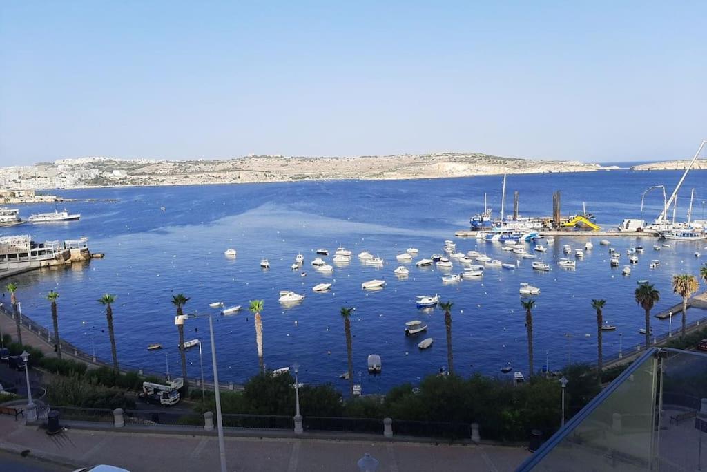 New Seafront Apartment - Spectacular Views San Pawl il-Baħar Kültér fotó